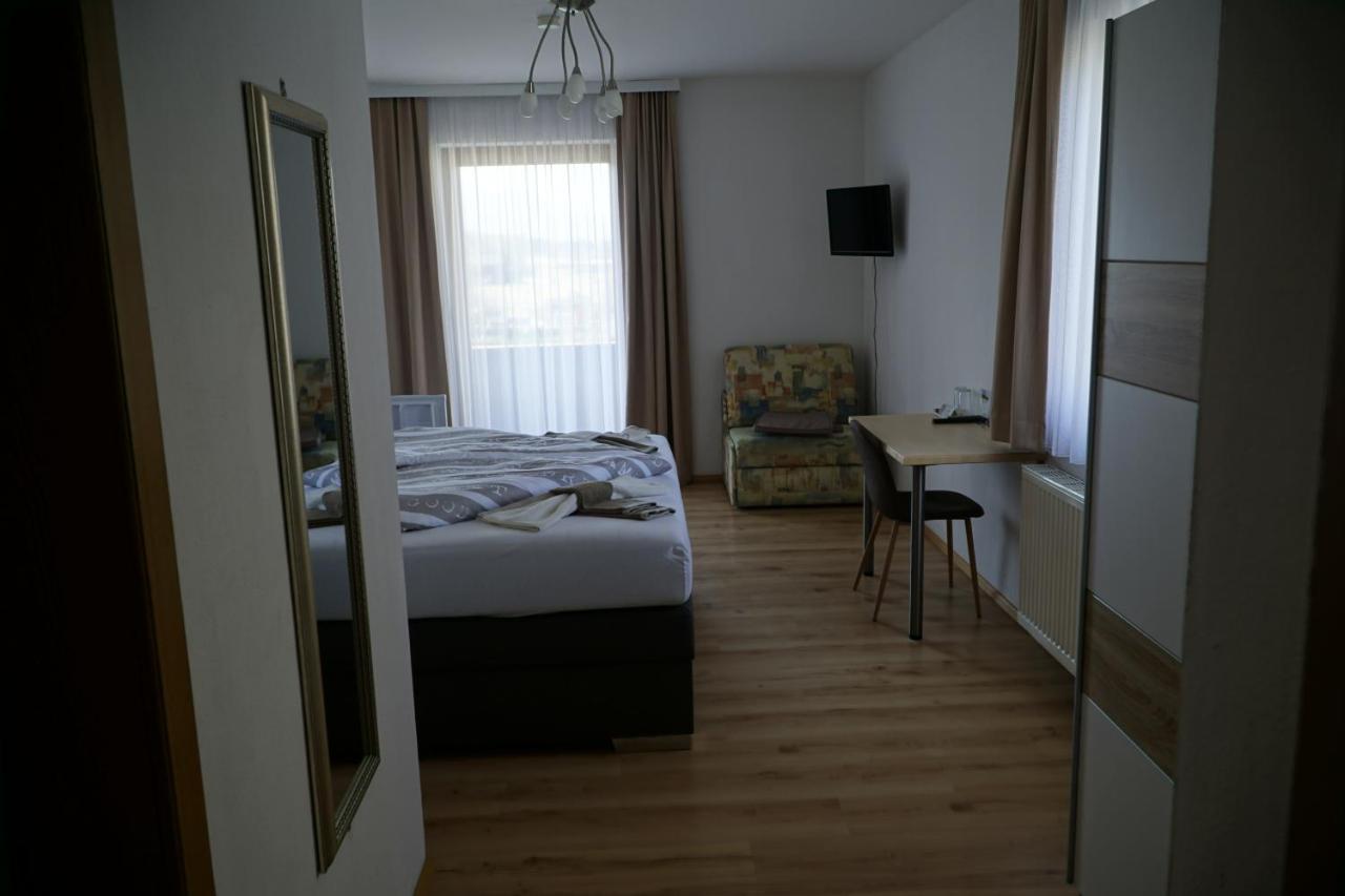 Pension-Ferienwohnung Rotar Faak am See Eksteriør billede