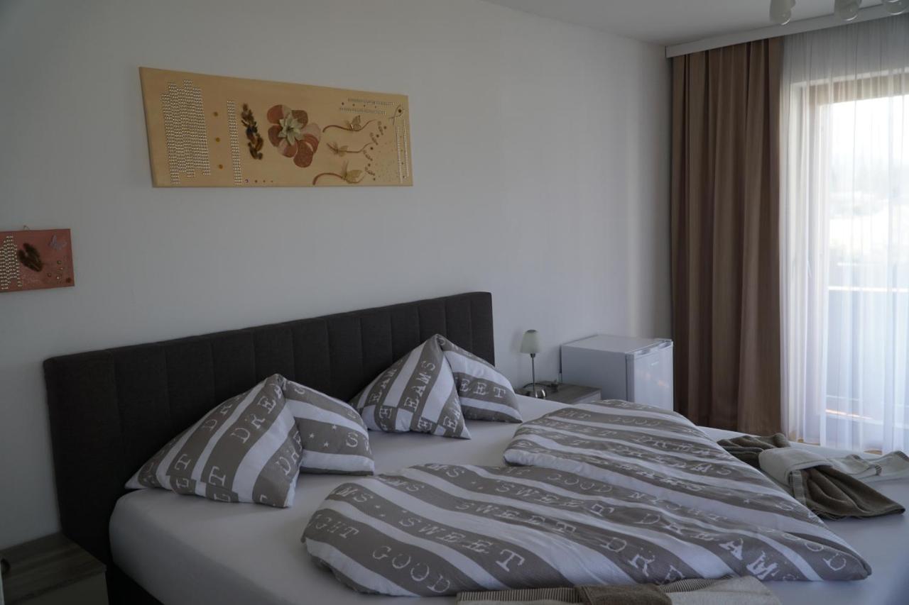 Pension-Ferienwohnung Rotar Faak am See Eksteriør billede