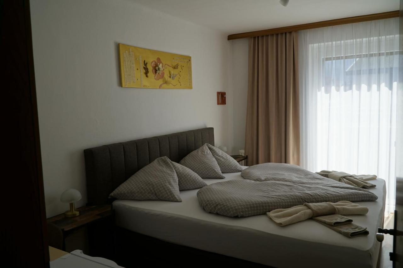 Pension-Ferienwohnung Rotar Faak am See Eksteriør billede