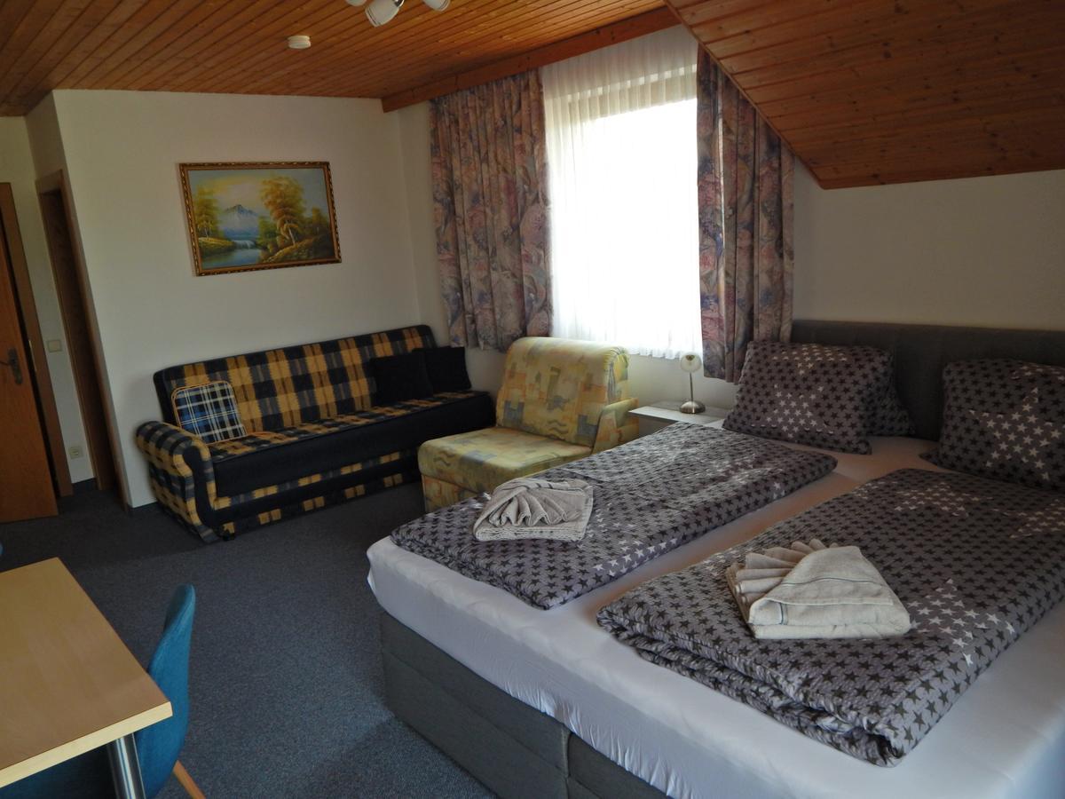 Pension-Ferienwohnung Rotar Faak am See Eksteriør billede